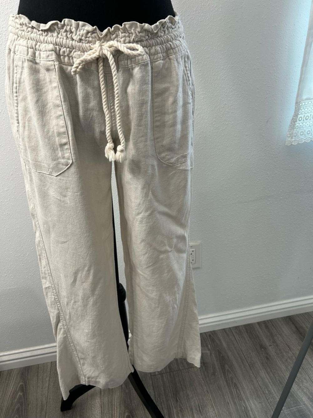 Roxy Cream Drawstring Linen-Blend Jogger Pants